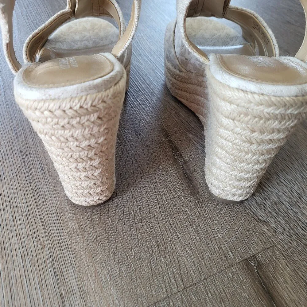 Michael Kors Berkley Platform Wedge Sandal MK Logo Cream Canvas Size 7